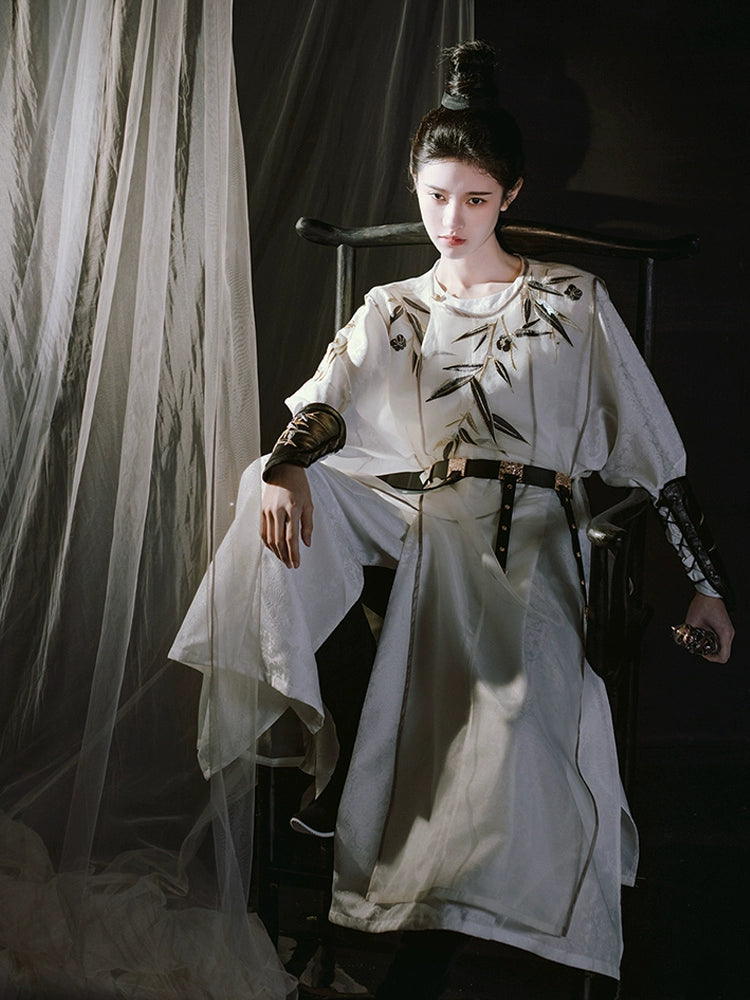 [Tian Guang 天光] Tang Dynasty | Round-neck Robe with Vest | Embroidered | Unisex