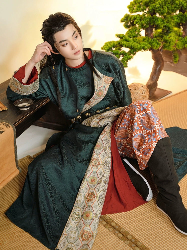 [Guan Shan Yue 关山月] Tang Dynasty | Round-neck robe |  Spring & Autumn