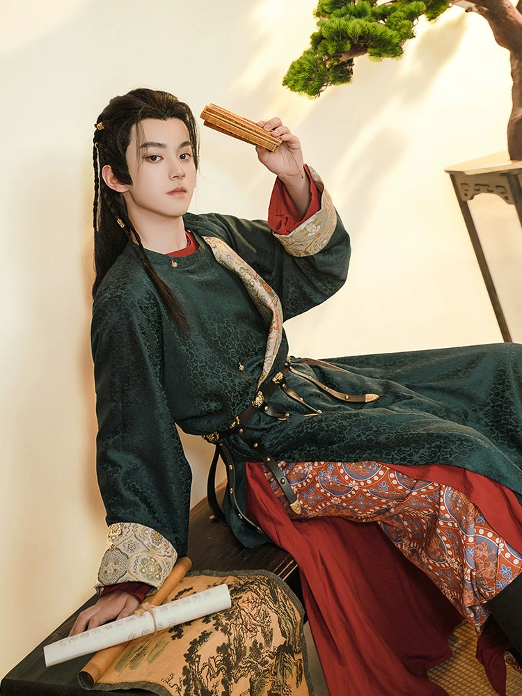 [Guan Shan Yue 关山月] Tang Dynasty | Round-neck robe |  Spring & Autumn