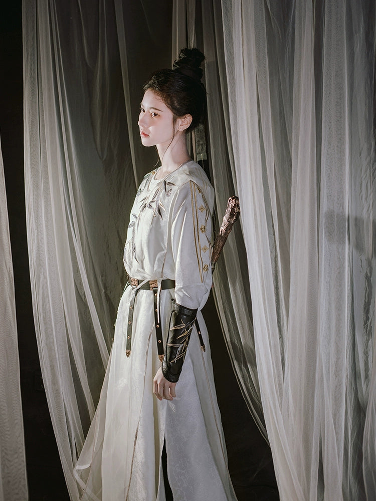 [Tian Guang 天光] Tang Dynasty | Round-neck Robe with Vest | Embroidered | Unisex